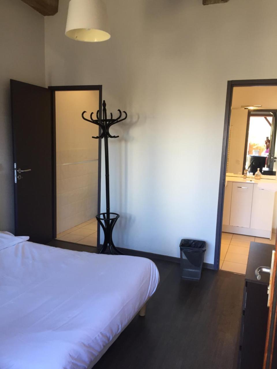 Chambres D Hotes The Resid Perouges Exterior photo